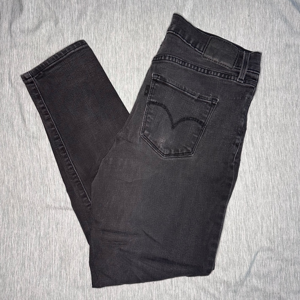Levi’s 311 Shaping Skinny Jeans